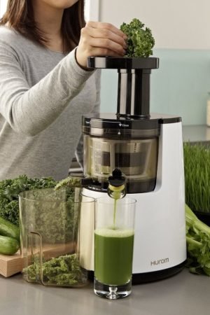 Comparing the Best Hurom Juicers