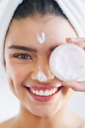 Try the best treatment for dehydrated skin