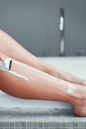 How does laser hair elimination work?