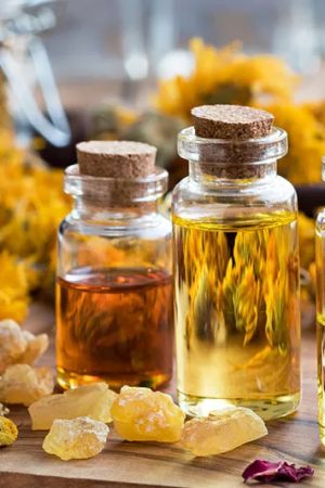 Pros and Cons of Hair Oils and Importance of Ayurveda